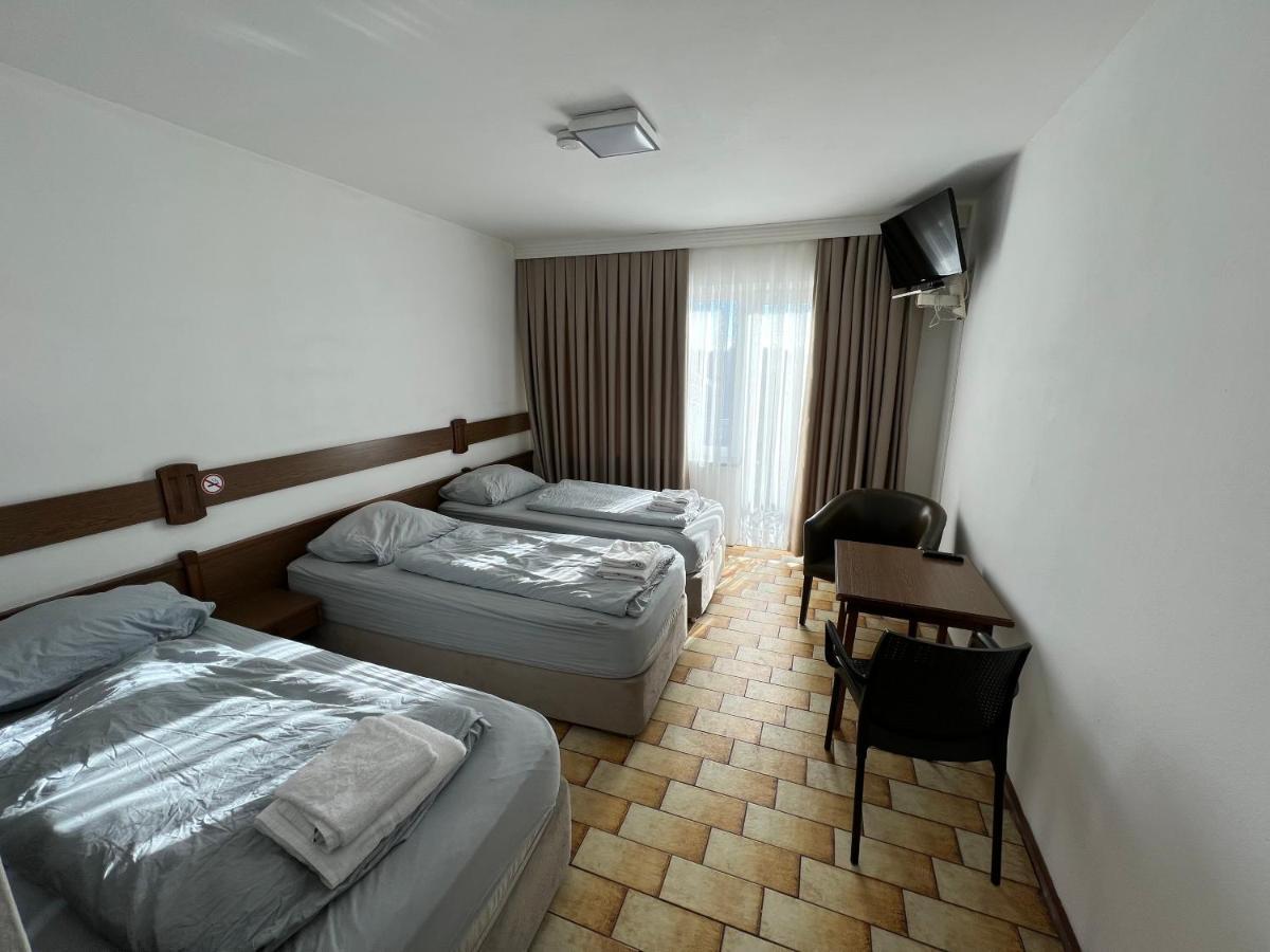 F Hotel 24H Check-In Hörsching Eksteriør bilde
