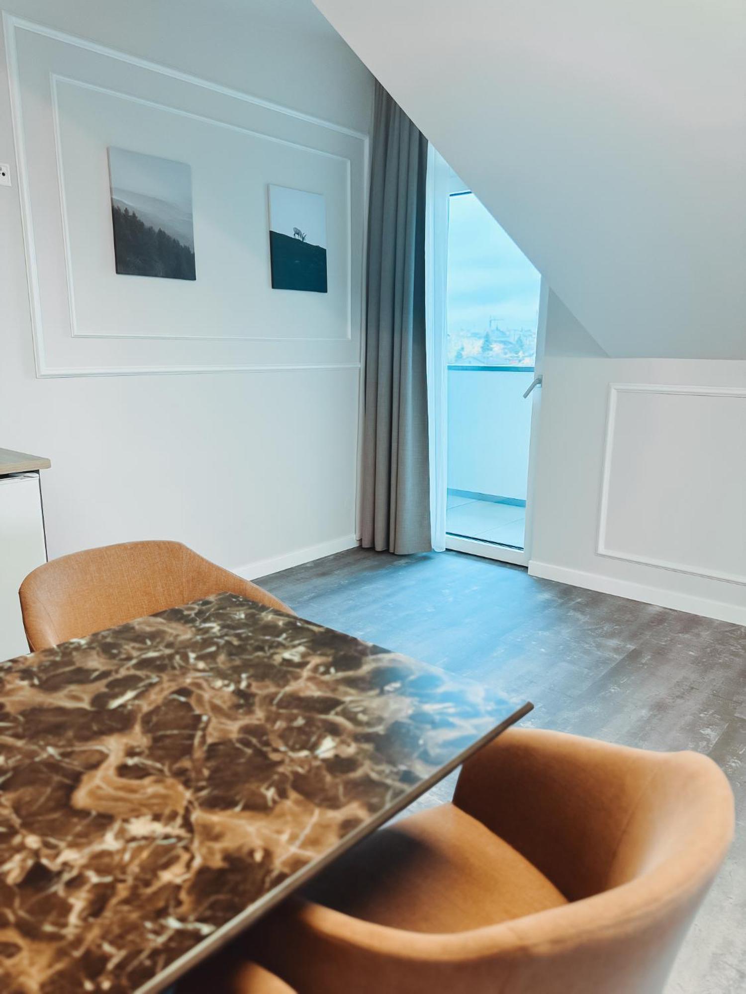 F Hotel 24H Check-In Hörsching Eksteriør bilde