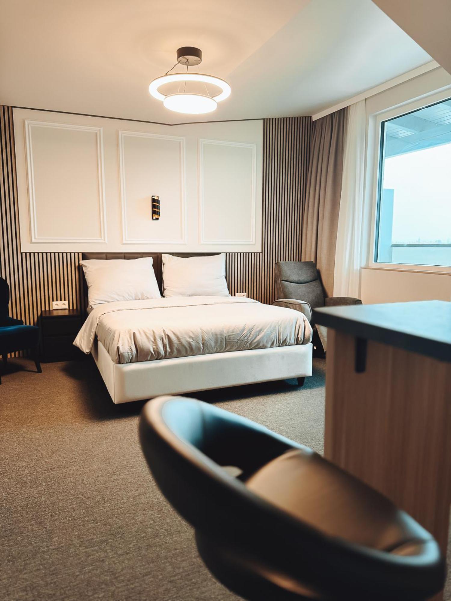 F Hotel 24H Check-In Hörsching Eksteriør bilde